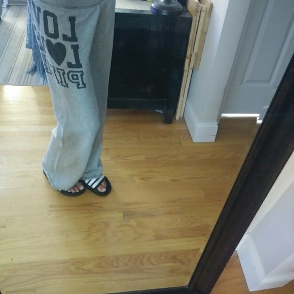 PINK Victoria Secret  LOVE sweatpants EUC. - Picture 6 of 8